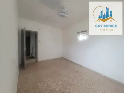 2 BHK Flat With Central Gas Bachelor Building Near to Rolla Mall 35,000 Available