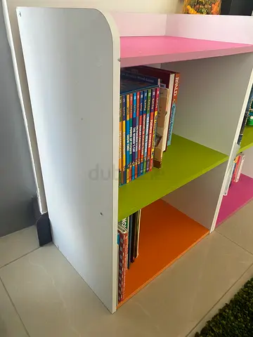 3 story shelving unit