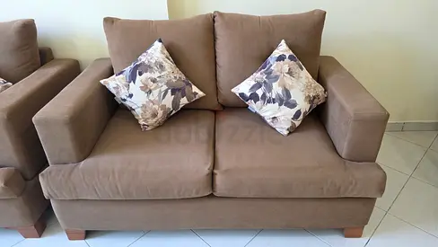 Comfortable 6-Seater (3+2+1)Brown Fabric Sofa in Good Condition