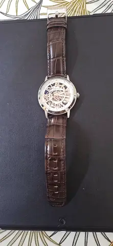 AUTOMATIC WATCH