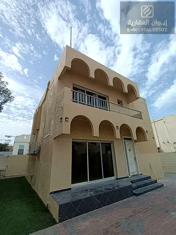 3 bedrooms villa for rent