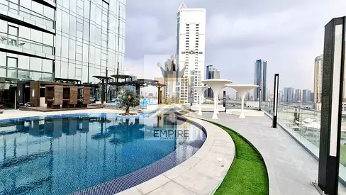 SPACIOUS 2BHK APPARTMENT SPACIOUS HALL WITH BEAUTIFULL SEA VIEW MASTER BEDROOM// SMART HOME SYSTEM// CAMERA // FREE GYM& POOL & Kids Play Area // 20