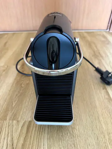 Nespresso Pixie coffee machine in perfect condition