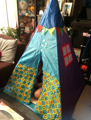 Kids Tent for 35 AED