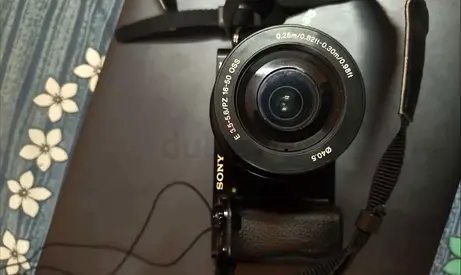 Sony a6000 with 16-50mm power zoom lens (used)