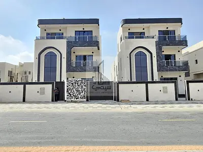 🔥 فيلا مودرن فاخرة للبيع 🔥  تملك حر لكل الجنسيات مع حق التوريث مدى الحياة! 🏡