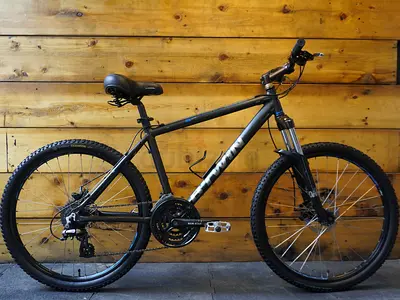 BTwin Rockrider 500 Mountain Bike
