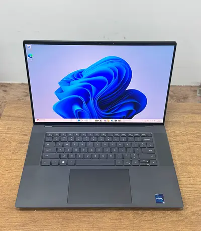 Dell Precision 5680 16 Touchscreen 4K UHD Core i7-13800H | 64GB RAM | 512GB SSD | RTX A1000 6GB