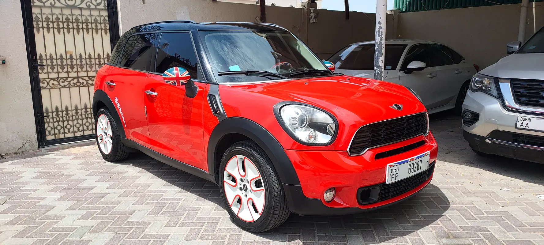 MINI Countryman 2011 — photo 1 of 17
