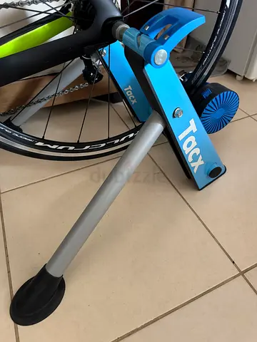 Tacx trainer with box ( new ) used few times