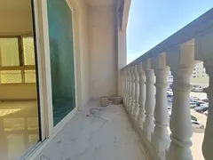 Huge offer 2bhk with balcony and 2 washroom and separate hall price 45k
