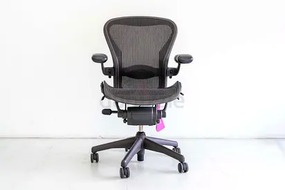 Aeron Herman Miller chair size B