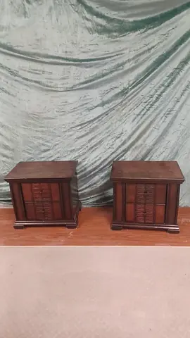 كومود خشب كلاسيك أنيق بحالة جيدة Classic Wooden Bedside Table – Good Condition ​ Lets Go dubizzle.