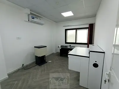Al Garhoud 895 Sqft Office With Ready Partition|Attached Washroom And Pantry