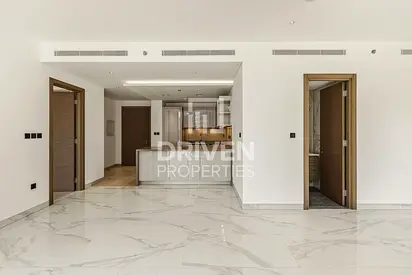 Premium Amenities | Elegant Apt | Prime Location