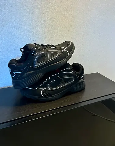 Dior B30 Black – Used – Size 45 EU
