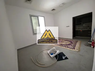 استوديو واسع للإيجار السنوي (طابق أرضي) - الروضة 1، عجمان راحة تامة وخصوصية في أفضل مواقع الروضة من شركة المهندس للعقارات