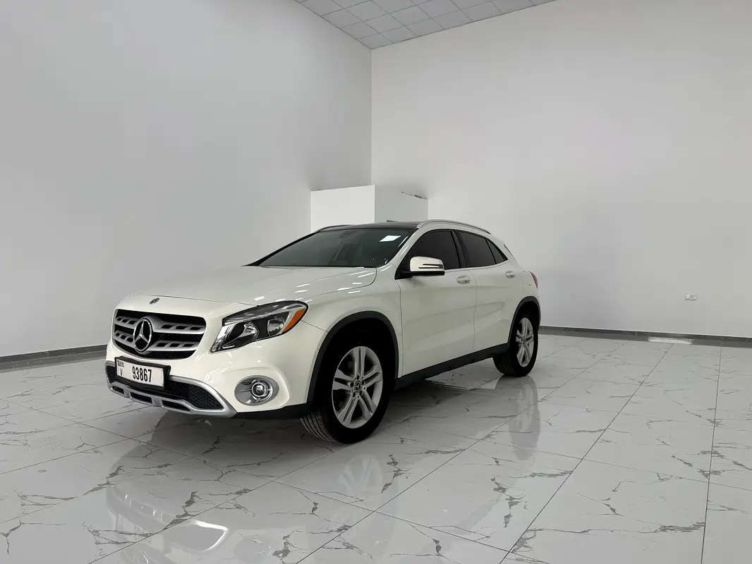 Mercedes-Benz GLA-Class 2018 — photo 1 of 15