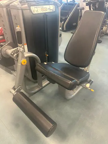 Life Fitness Leg Extension Machine — Good Condition