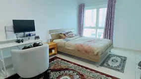 Master room attached washroom available