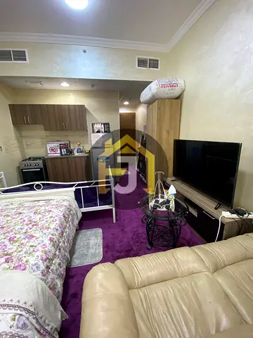 استديو مفروش للبيع