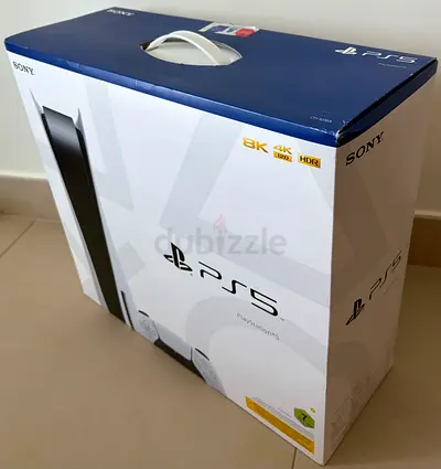 PS5 (Disc Version) 2 x controllers, 5 Games