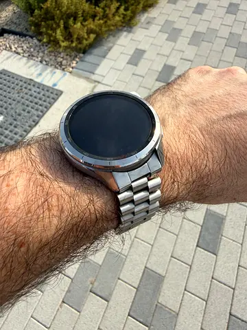 Xiaomi S4  Smart Watch in Silver I Barely Used I Replaceable Bezel