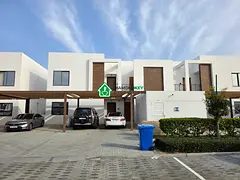 Beautiful Layout| Well Maintained| Ready to Move in|