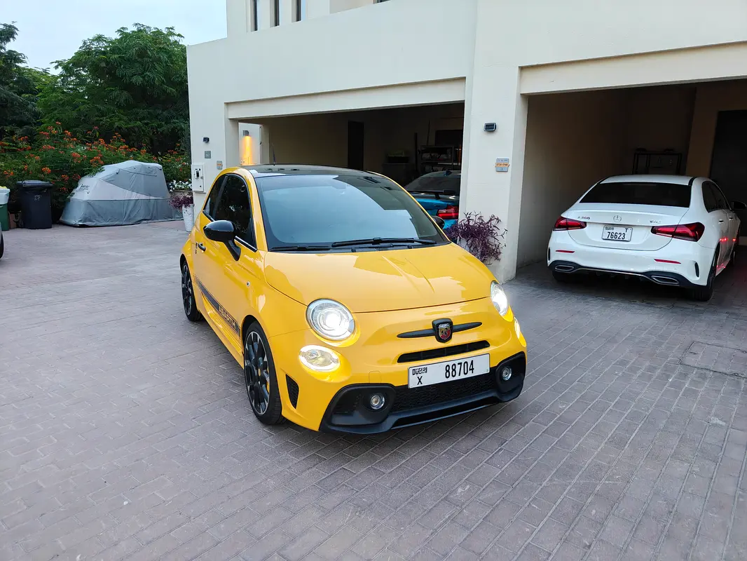 Abarth 595 2020 — photo 1 of 8
