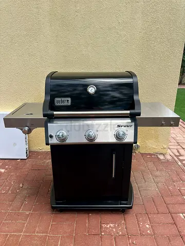 Weber Spirit 3-Burner Gas Grill in Good Condition
