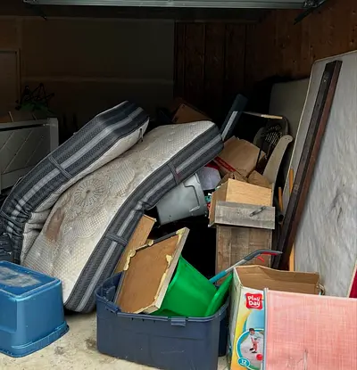 old furniture, appliances, and trash junk removal
same day pickup available 24/7 service