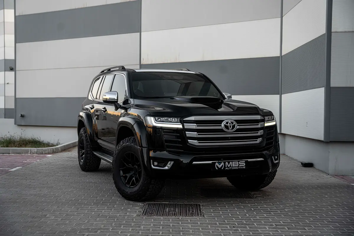 Toyota Land Cruiser 2026 — photo 1 of 20