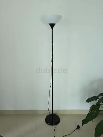 Floor uplighter, black-white