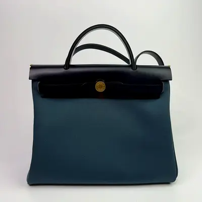 AUTHENTIC HERMÈS HERBAG 31 VERSO IN BLEU INDIGO AND SESAME WITH GHW