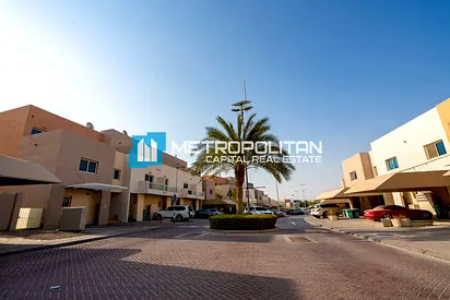 Contemporary | Fully Renovated 3BR+M | Unfurnished