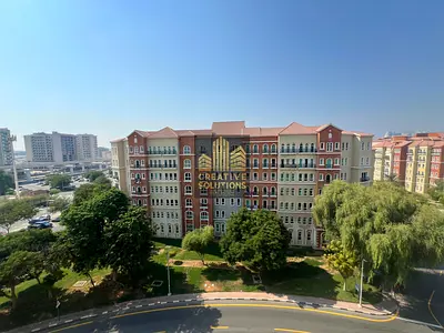 Elegant Studio with STUNNING VIEW Great Facilities WALK METRO