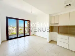 Well Maintained | Bright Unit | Close to Park
