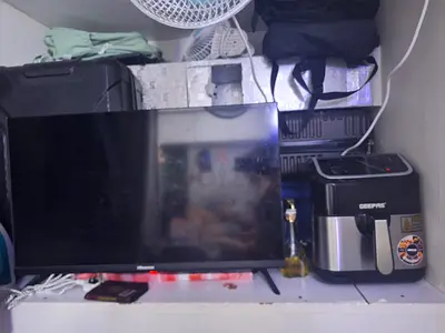 32-inch Hisense LED TV - Good Working Condition