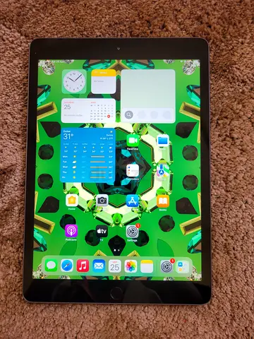 ipad 7th generation 32GB 
Delivery available