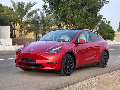 Tesla Model Y 2023 AWD GCC