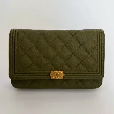 AUTHENTIC CHANEL BOY WALLET ON CHAIN IN KHAKI CAVIAR LEATHER WITH GHW