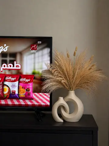 Set of 2 Modern Ceramic Decorative Vases (Beige) - Hollow Design