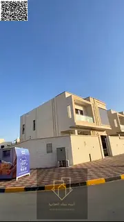 Corner villa in Al-Haliou, 6 master bedrooms, luxury finishing