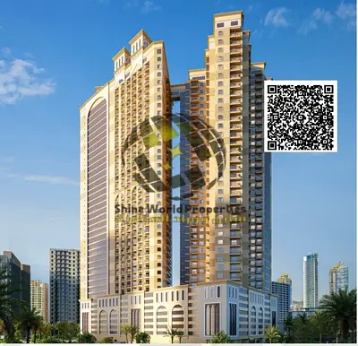 تصميم عصري وتشطيبات فاخرة غرف واسعة بإضاءة طبيعية مطابخ مجهزة بالكامل شرفات بإطلالات مميزة على الخور والمدينة