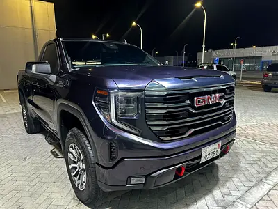 GMC Sierra 1500 AT4 2022 GCC Specs - Pristine Condition