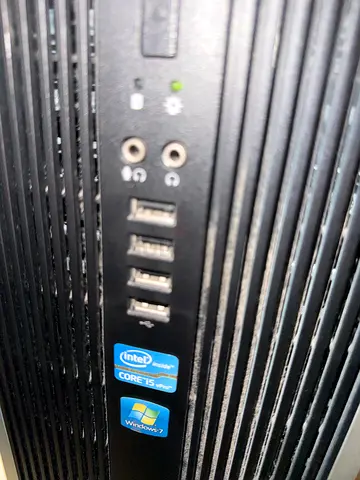 HP desktop PC for sale with monitor