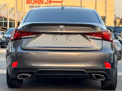 2019 Lexus IS-SERIES — фото 12