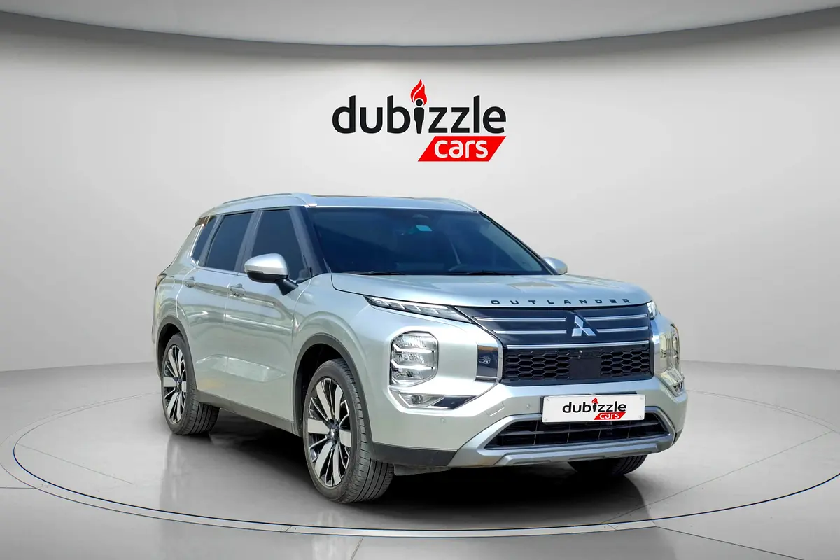 Mitsubishi Outlander 2026 — photo 1 of 14