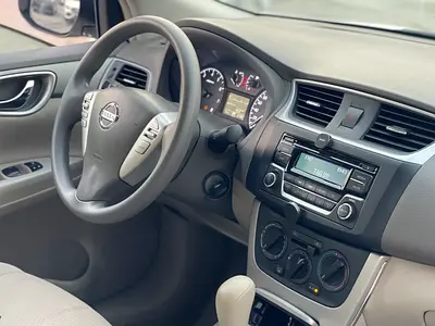 2017 Nissan SENTRA photo 6