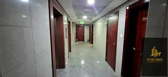 Lavish 1bhk with parking free on prime location